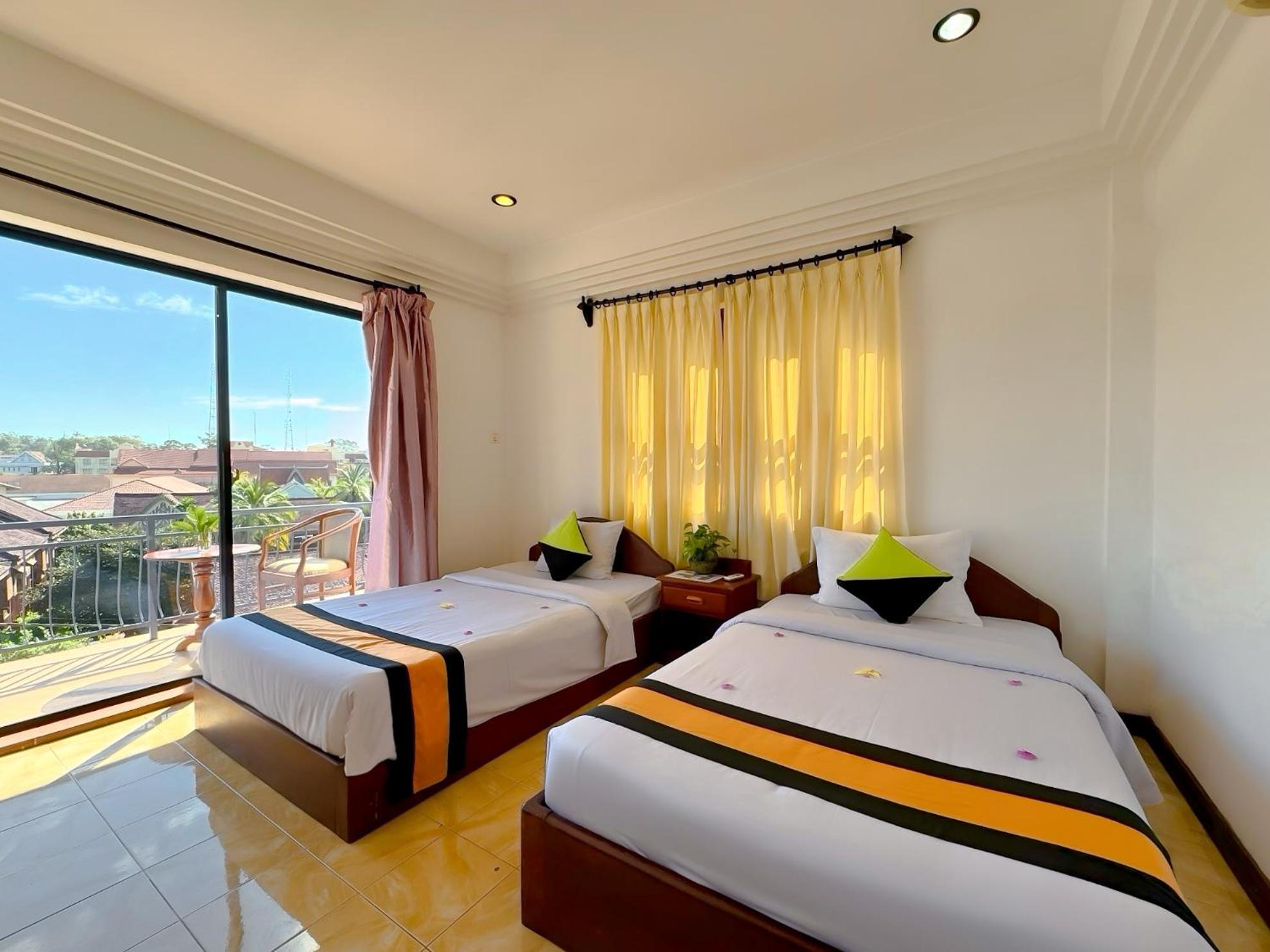 Vplus Hotel Ciudad de Siem Riep Exterior foto